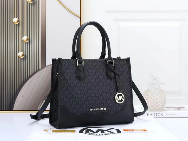 MichaeI Kors Handbags 090 [Cheap MichaeI Kors Handbags 90]